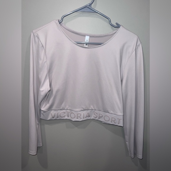 Victoria’s Secret - Picture 1 of 4